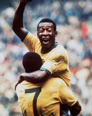 Pele. RIP Legend.